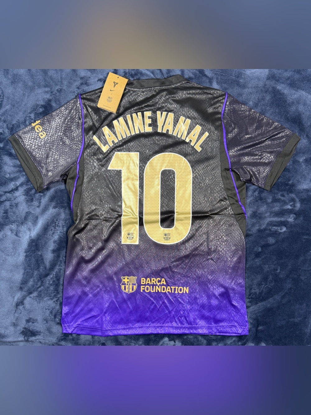 FC Barcelona Away 2026/27 soccer kits # Lamine Yamal #10